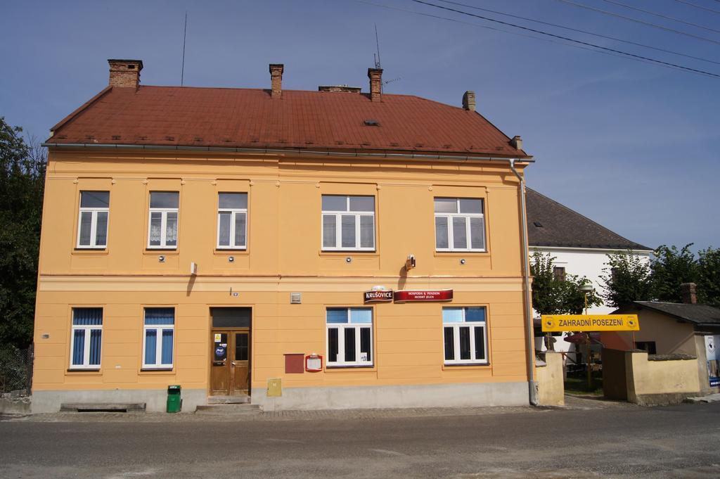 Penzion Modry Jelen Vidnava Luaran gambar